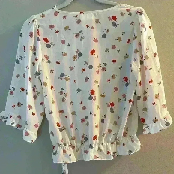 NWT SIENNA SKY FLORAL BLOUSE - Picture 5 of 5